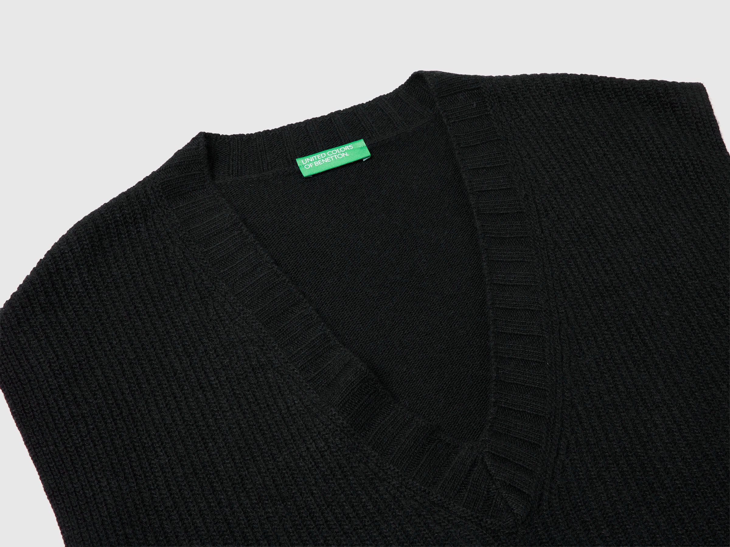 S/L V NECK SWEATER Women image number 7